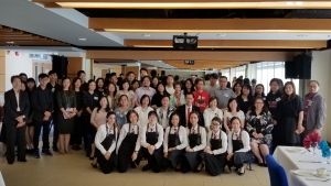 Group photo of parents as well as CIHE & CBCC staff and students